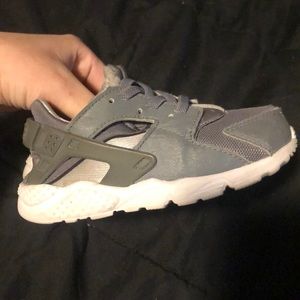 8c huaraches